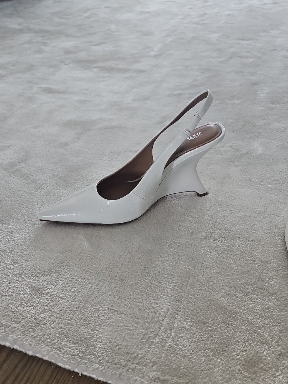 Zara White Sculpted Slingback Wedge Heels - Picture 6 of 6